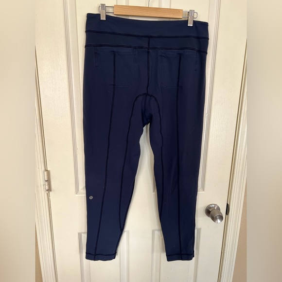 Lululemon Blue Cropped Leggings Commuter Travel Pants Pockets - Picture 7 of 11